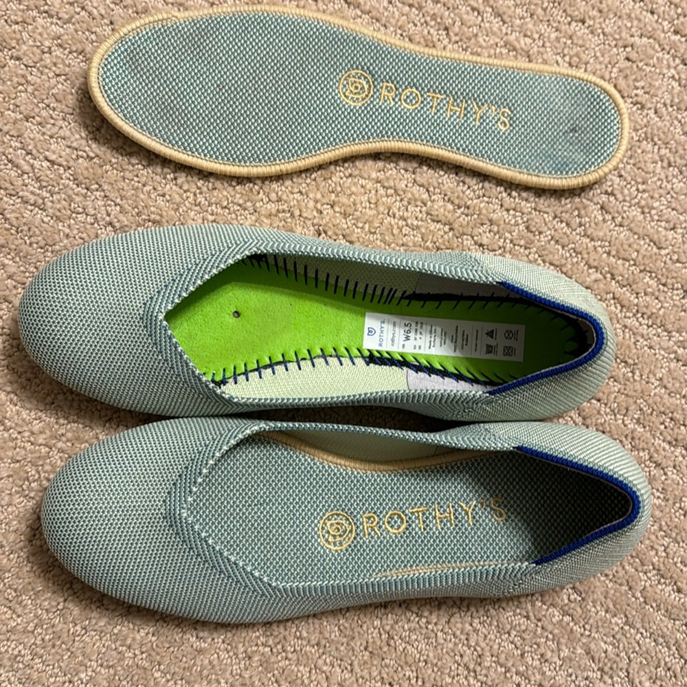 Rothy’s round toe